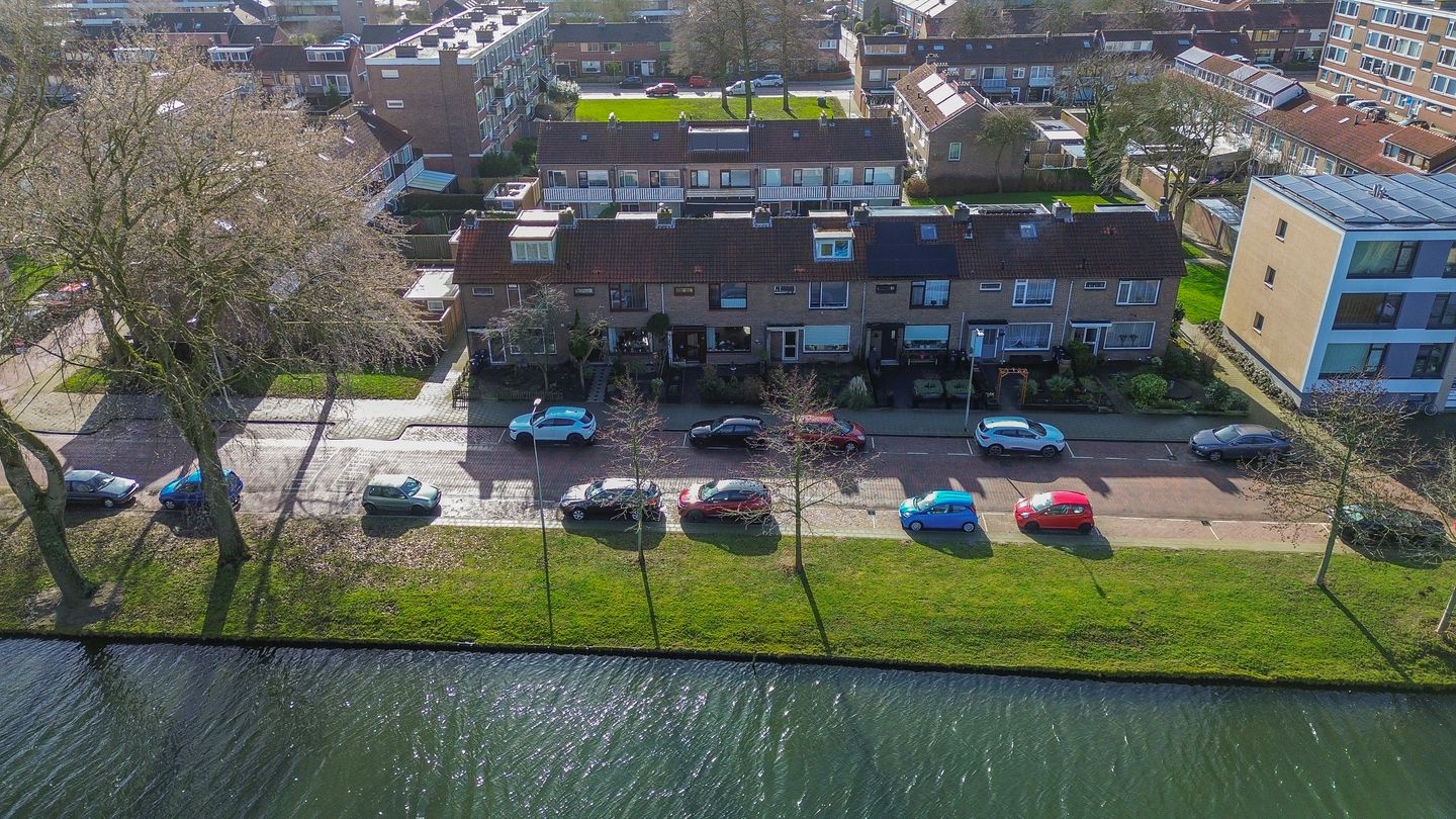 Foto 34 van Esdoornlaan 110