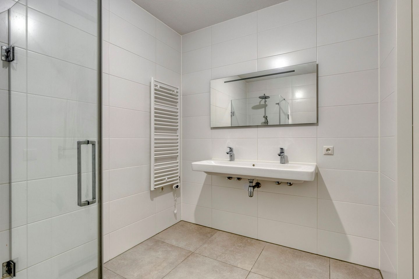 Foto 25 van Perzikweg 82