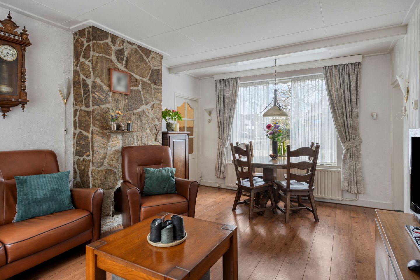 Foto 10 van Torenstraat 122