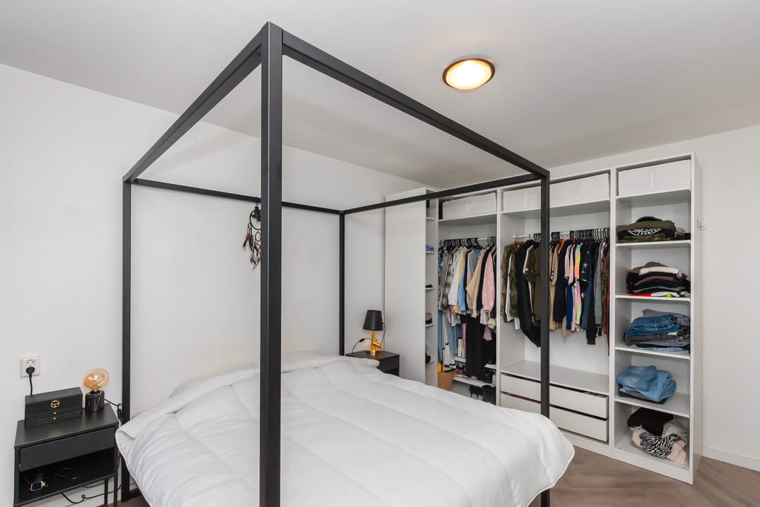 Foto 17 van Van Anrooystraat 391