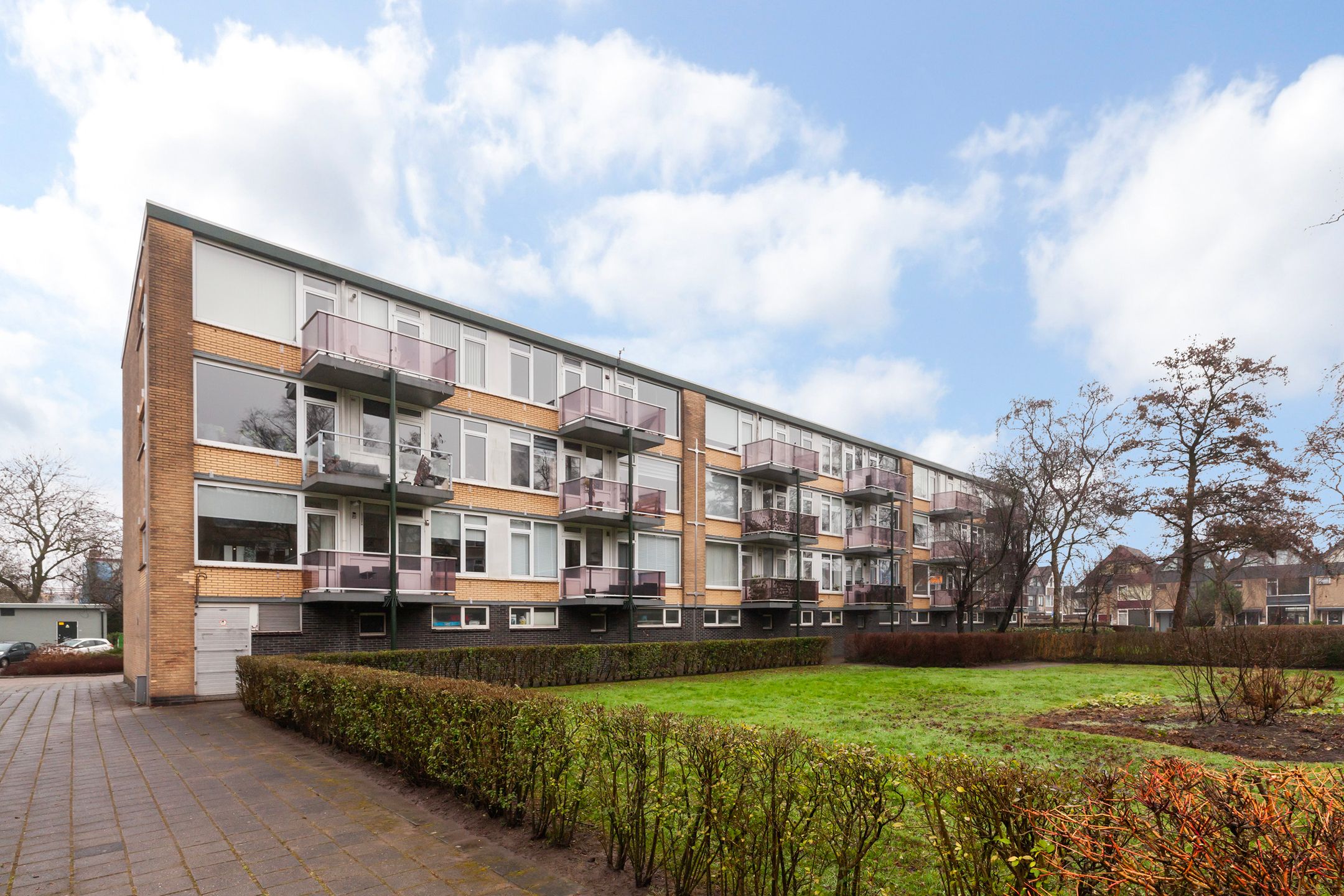 Foto 24 van Van Anrooystraat 391