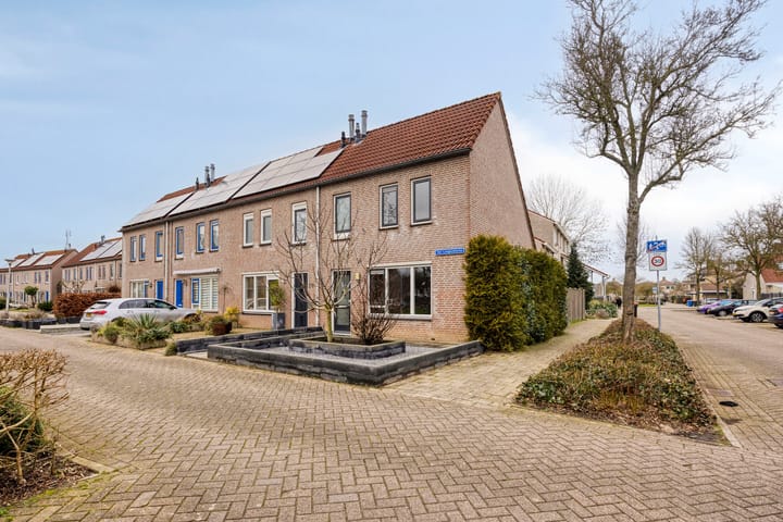 Foto 2 van Van Langenmarke 18