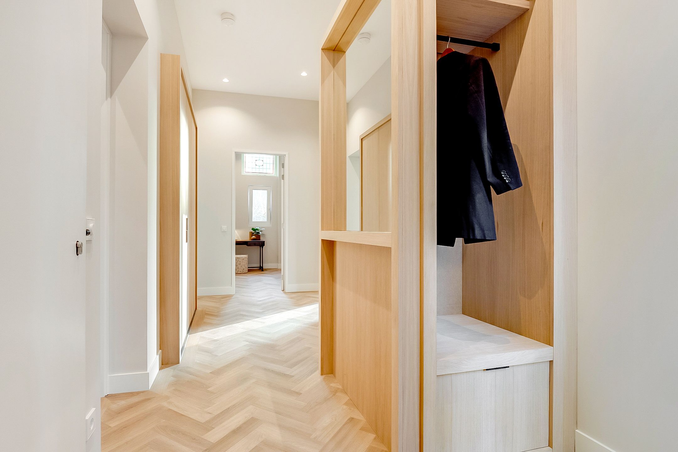 Photo 12 of Vredehofstraat 15-A