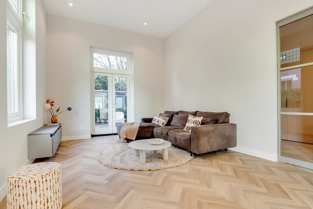 Photo 13 of Vredehofstraat 15-A