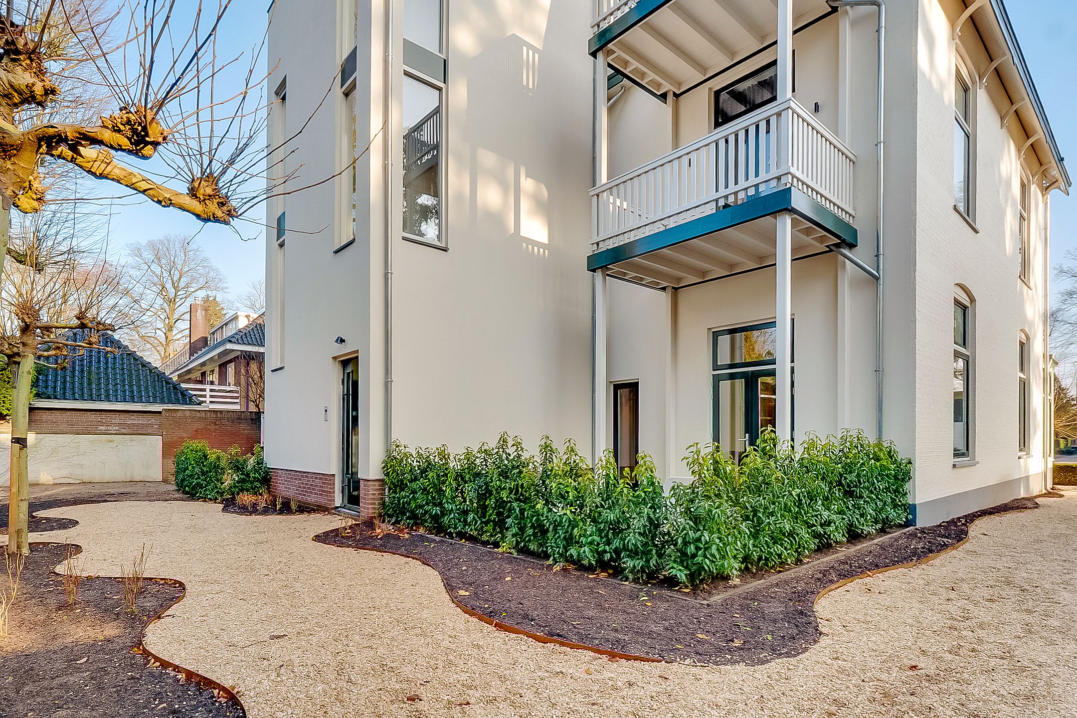 Photo 48 of Vredehofstraat 15-A