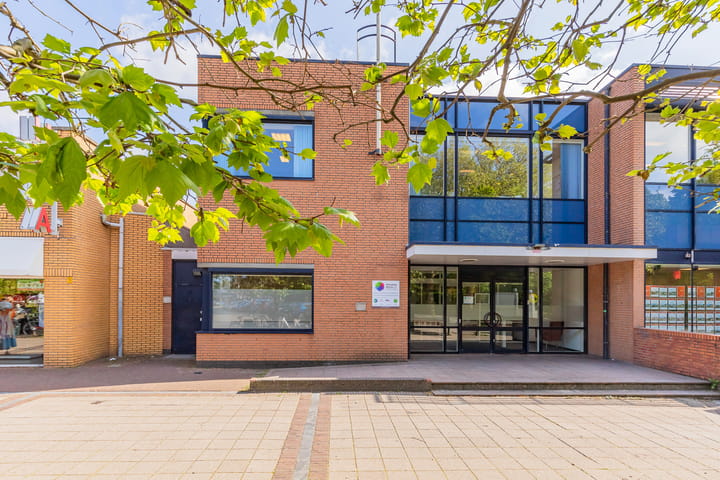 Burgemeester Nielenplein 6, Heemskerk