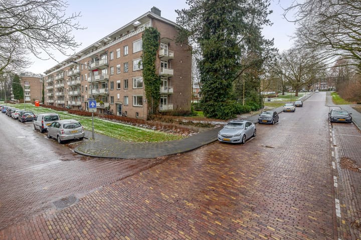 Lippe Biesterfeldstraat 39-2