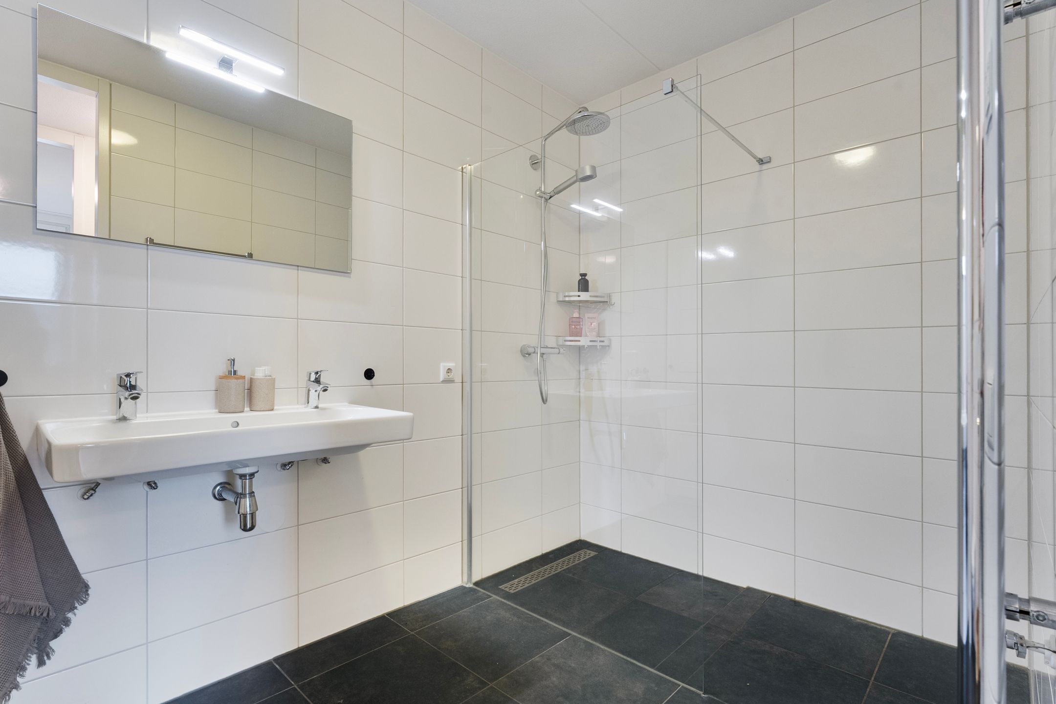 Foto 30 van Friesewal 17-A