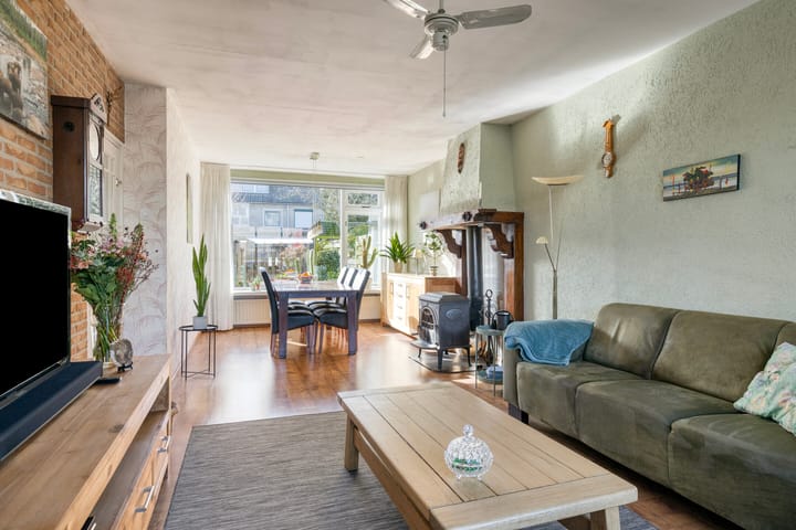 Photo 4 of Johann Strauszlaan 14