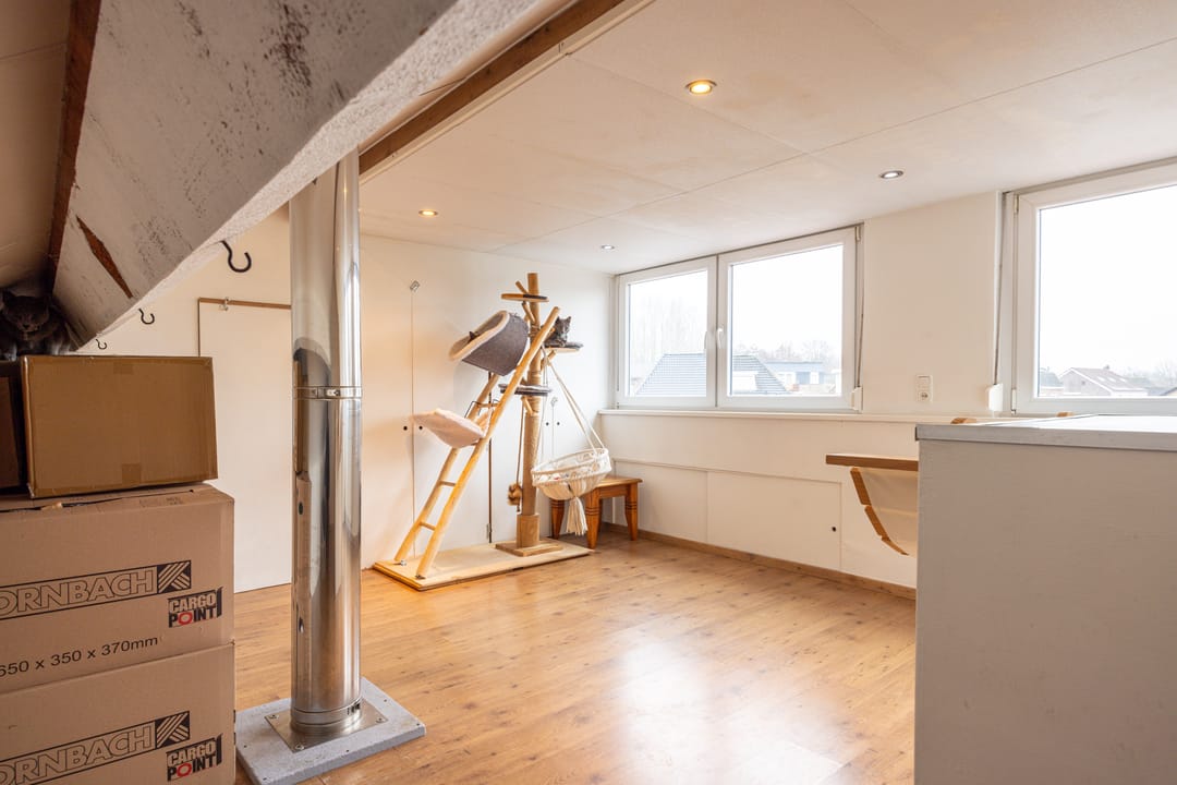 Foto 37 van Mgr. Paredisstraat 4