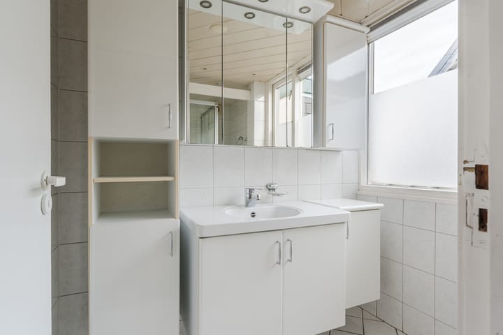 Photo 21 of Voorweg 45