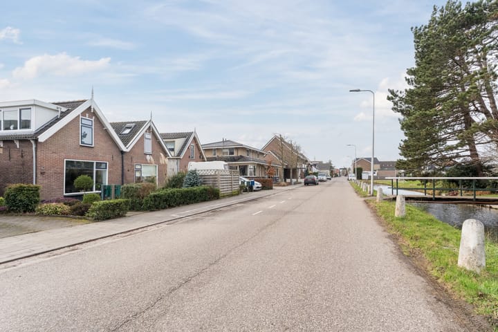 Photo 28 of Voorweg 45