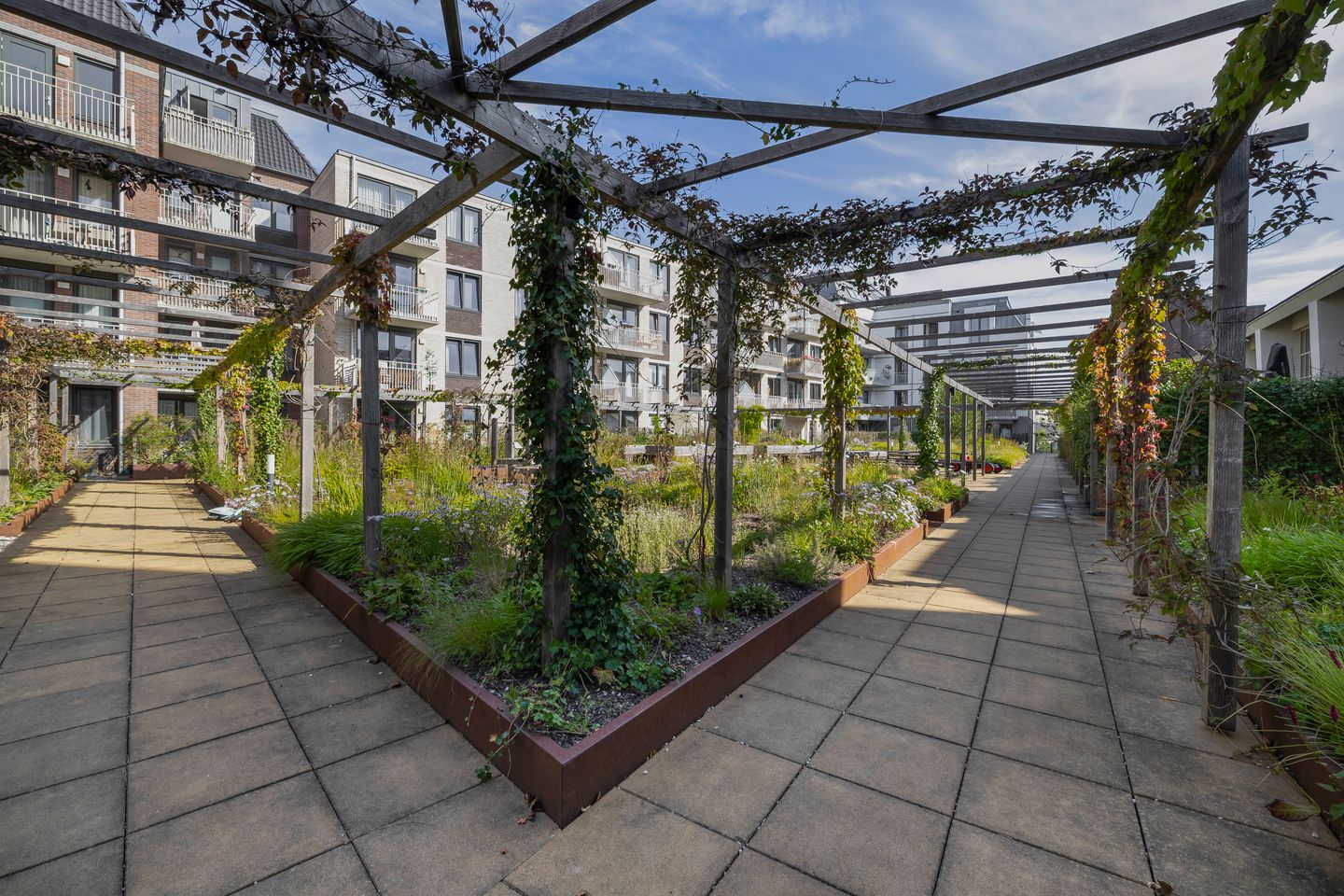 Foto 34 van Zijdebalenstraat 15