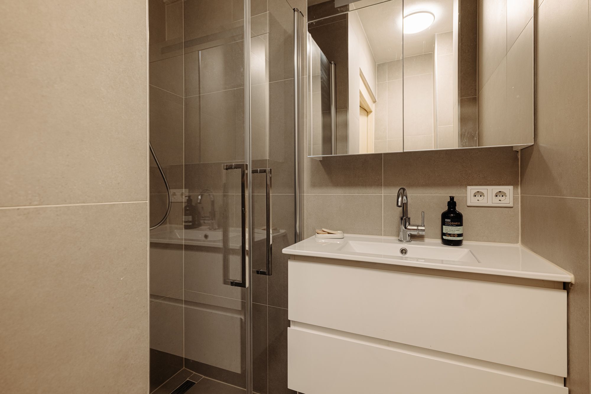 Foto 15 van Sluisstraat 32-1