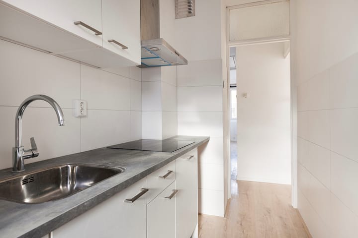 Photo 4 of Prins Hendriklaan 5-D