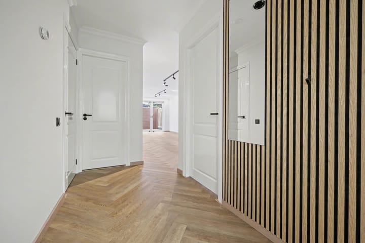 Foto 5 van Alberdingk Thijmstraat 156