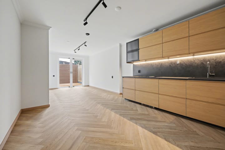 Foto 6 van Alberdingk Thijmstraat 156