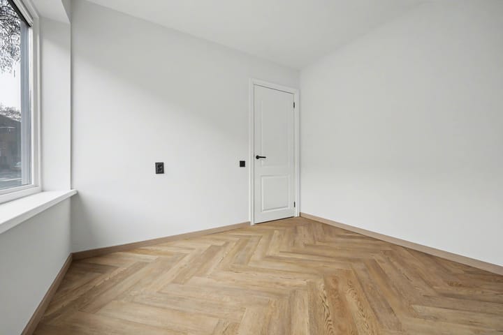 Foto 15 van Alberdingk Thijmstraat 156