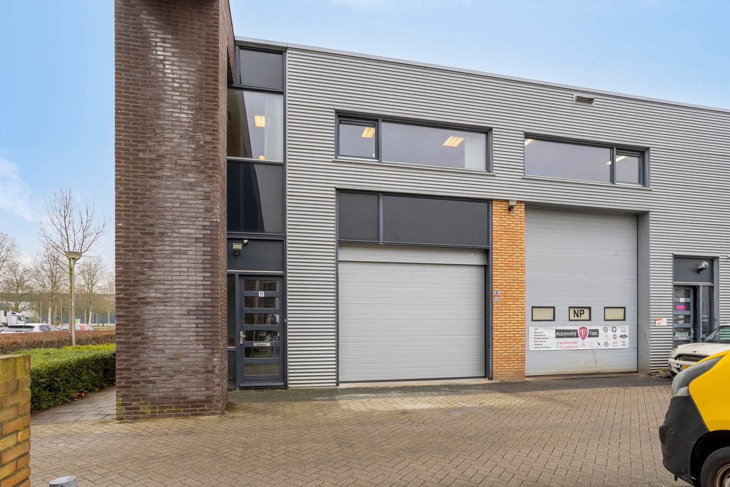 Bekijk foto 2 van Xenonweg 11