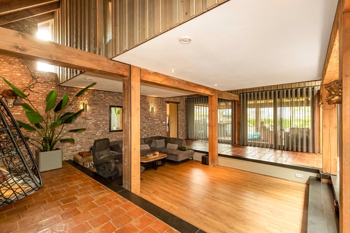 Foto 9 van St.-Annastraat 1