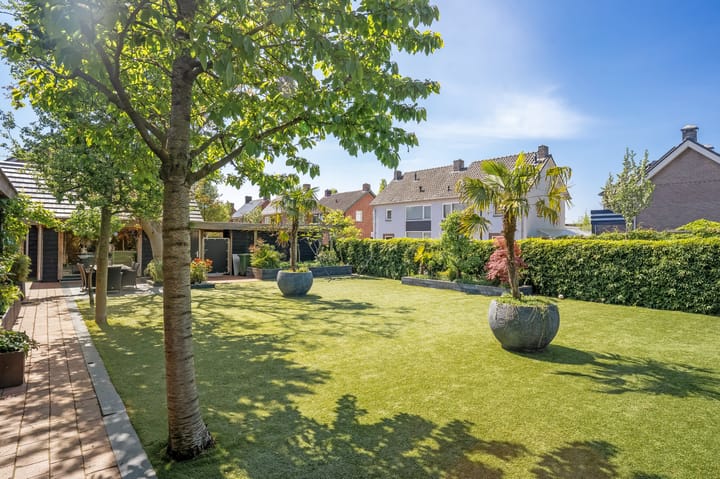 Foto 31 van St.-Annastraat 1