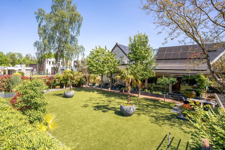 Foto 35 van St.-Annastraat 1