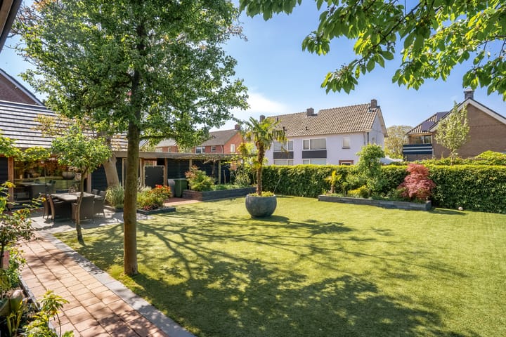 Foto 38 van St.-Annastraat 1