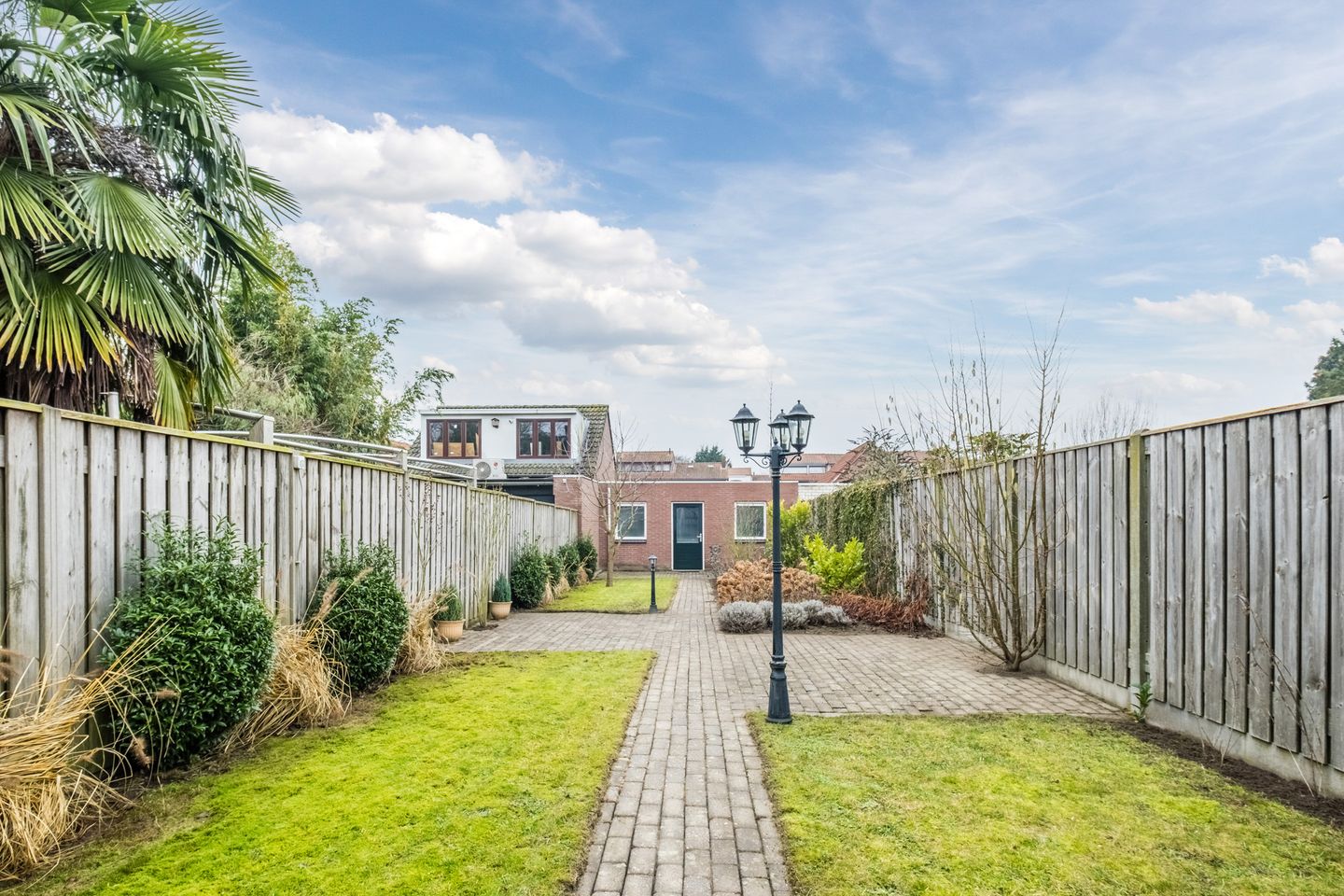 Photo 25 of Dwarsstraat 113