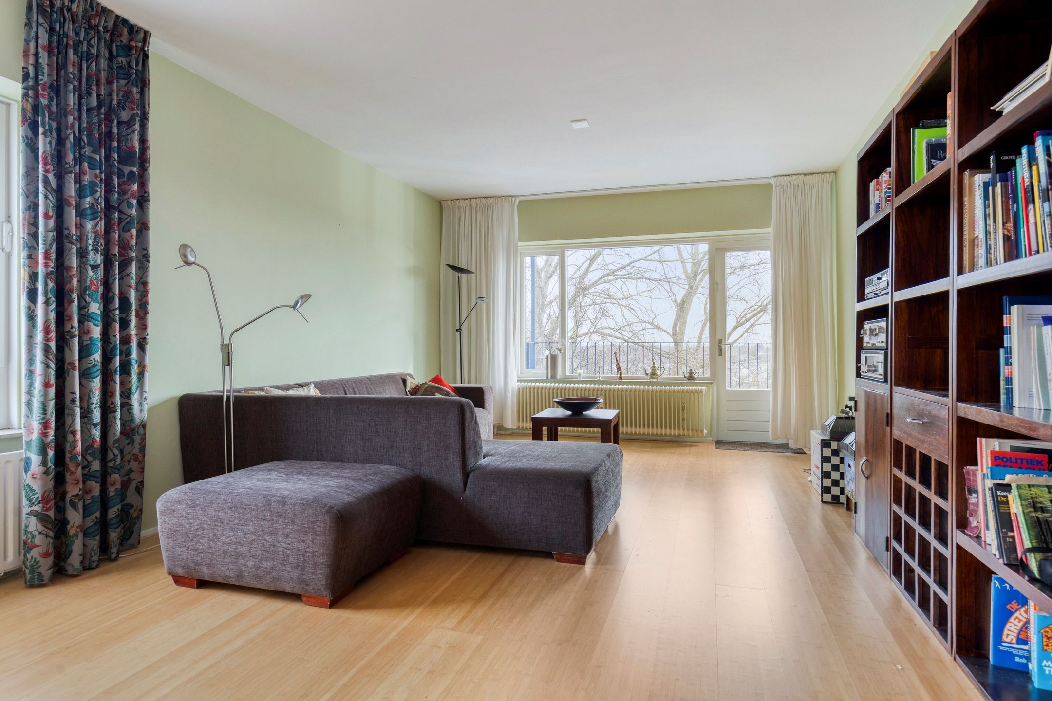 Foto 9 van Aert van Neslaan 528