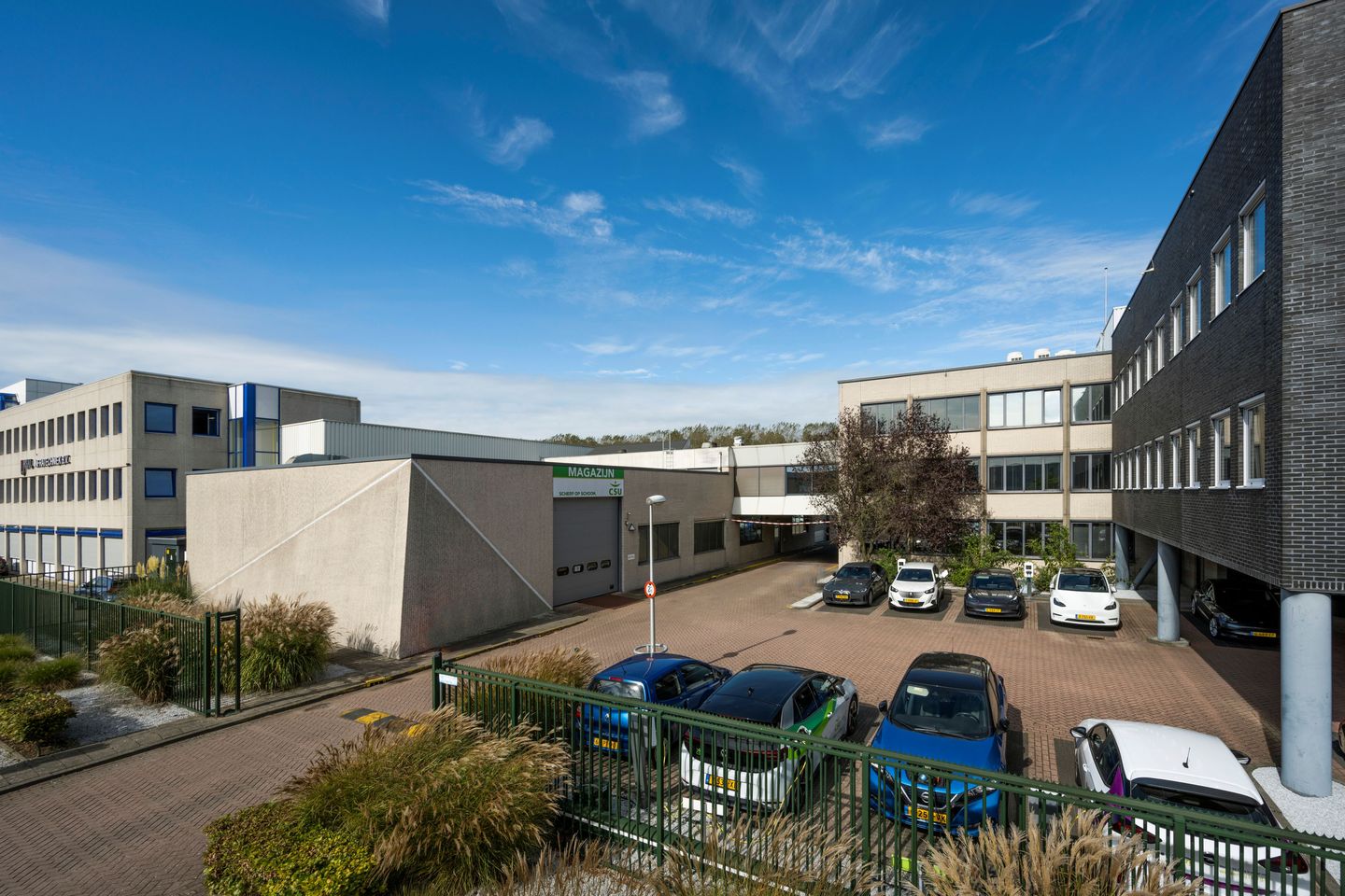 Bekijk foto 4 van Zweth 2