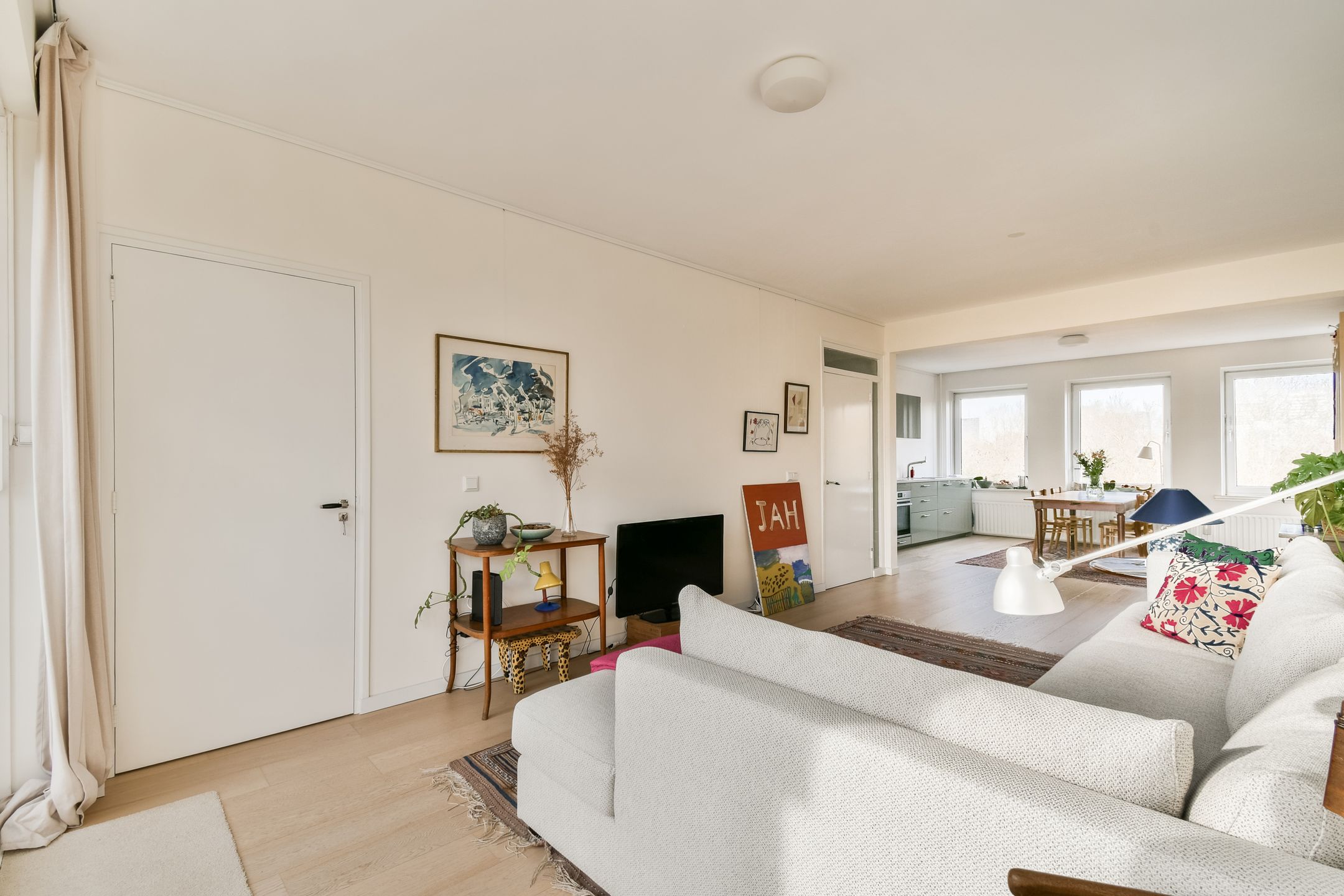 Foto 9 van Van Nijenrodeweg 635