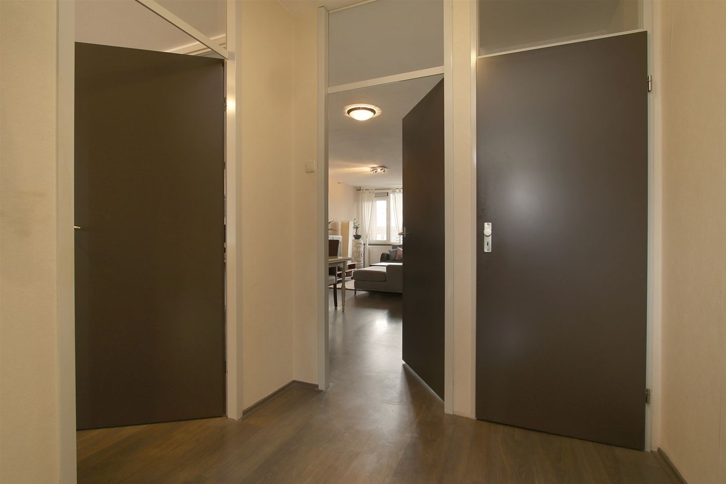 Photo 10 of Mariagardestraat 337