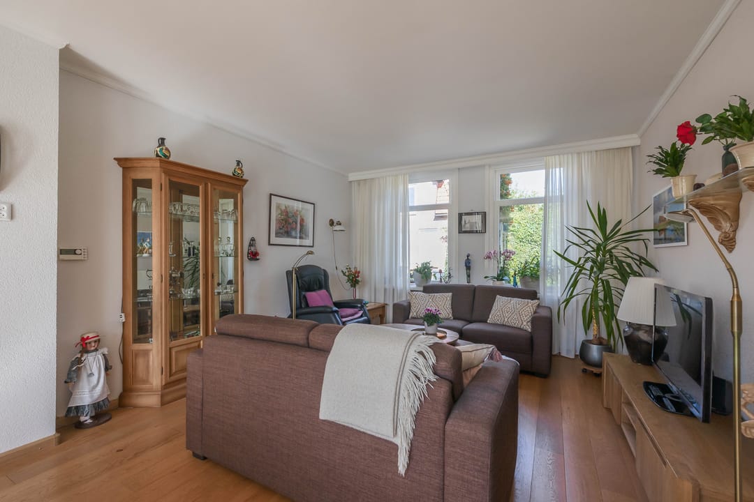 Photo 11 of van Hogendorpstraat 38