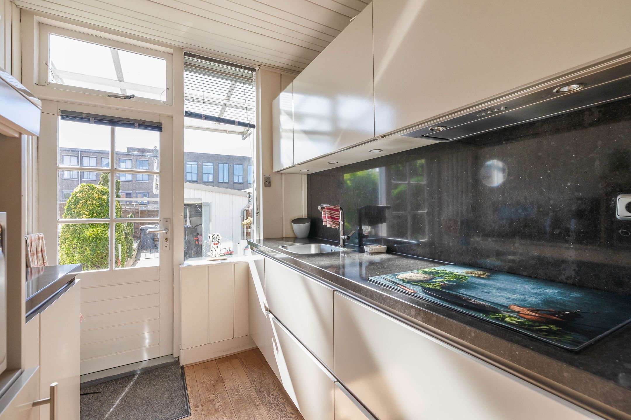 Photo 15 of van Hogendorpstraat 38