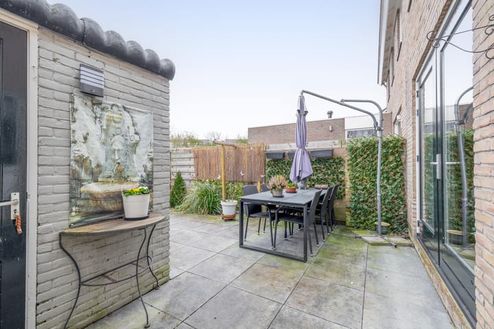 Foto 21 van Parallelweg 8