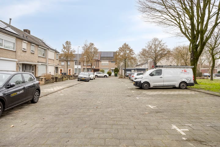 Foto 33 van Bellinistraat 159