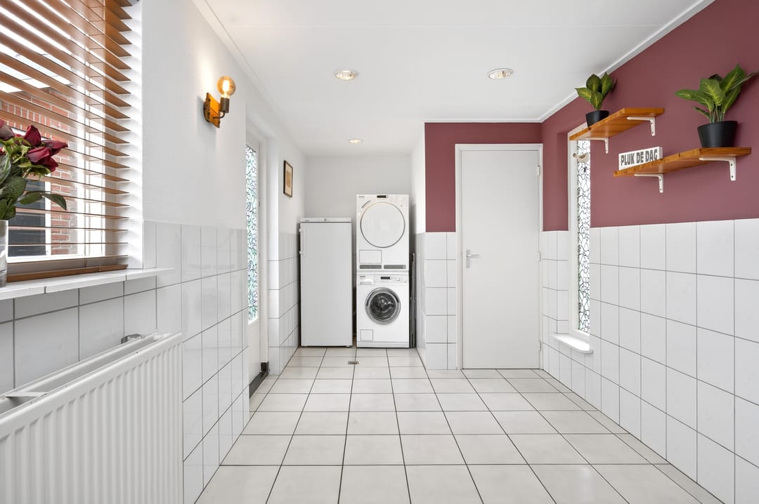 Foto 11 van Voorsterweg 105