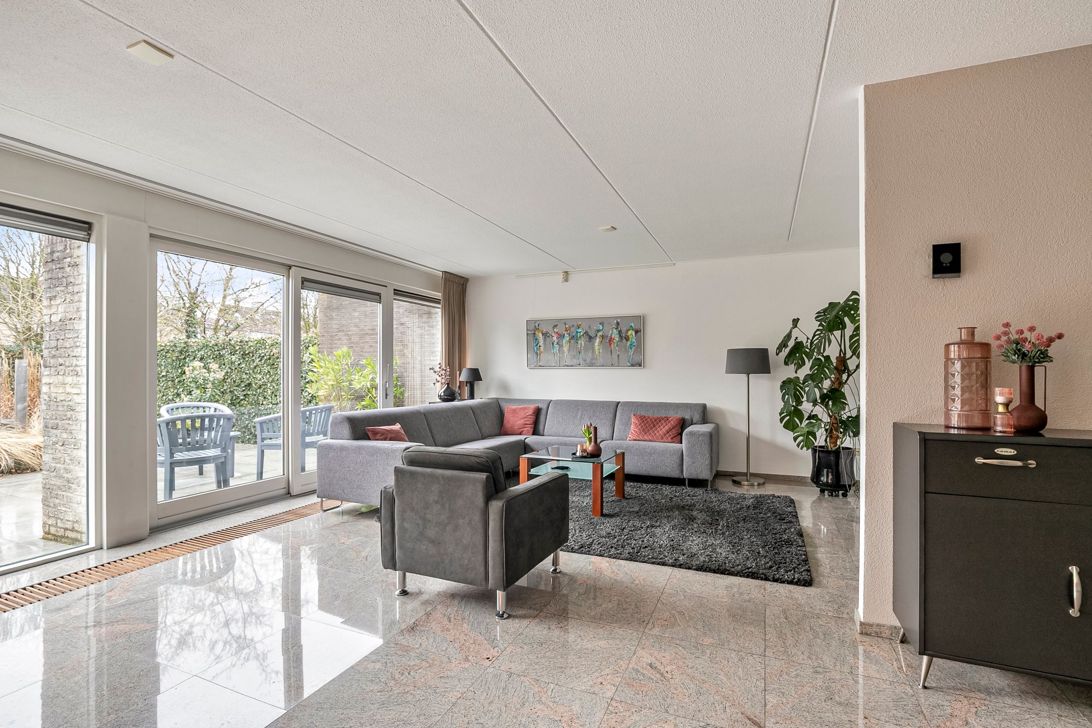 Waterfront family home with private deck in Arnhem Holthuizen — 12