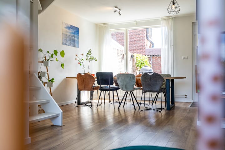 Modern Terraced Home with Four Bedrooms in Waalre — 13