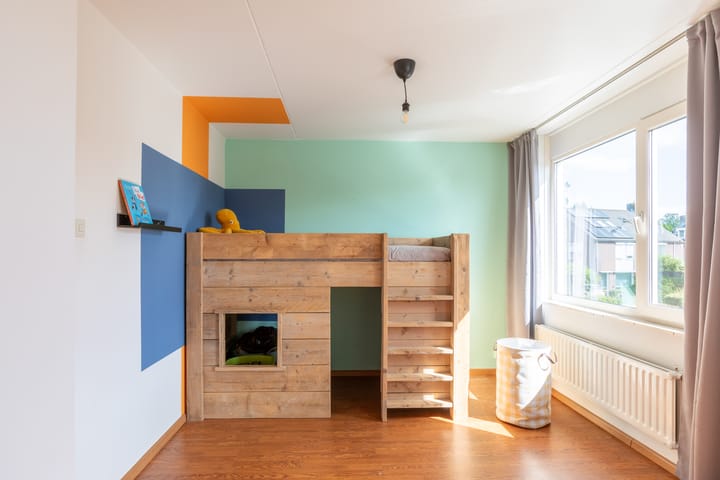 Modern Terraced Home with Four Bedrooms in Waalre — 39