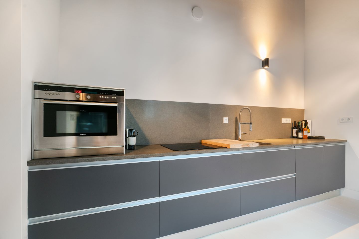 Photo 10 of Verwerhoek 10-C