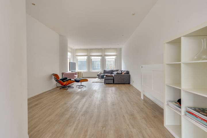 Photo 4 of 1e Hogeweg 14-A