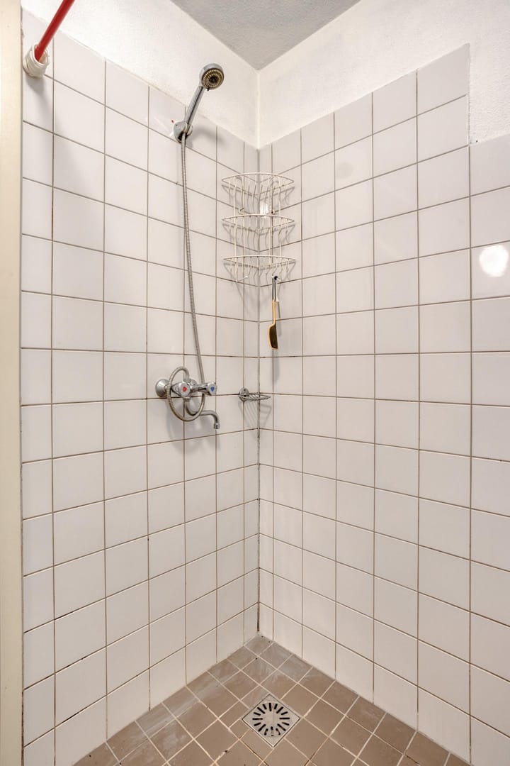 Affordable 3-room apartment centrally located in Hillesluis — 17
