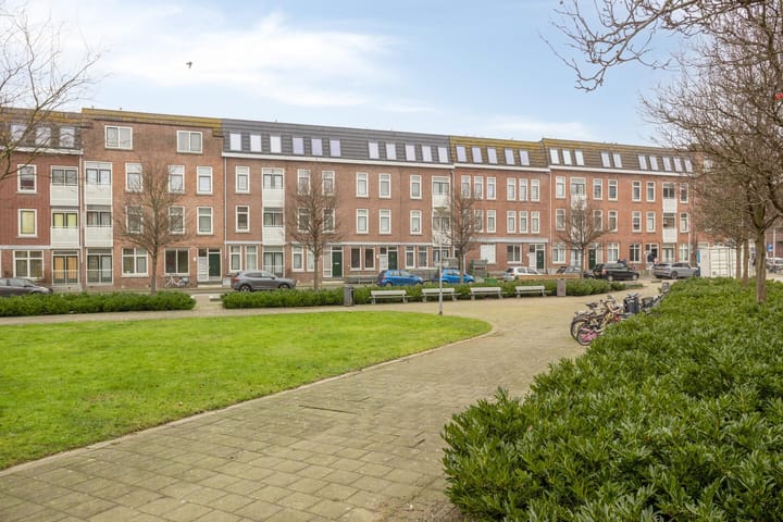 Affordable 3-room apartment centrally located in Hillesluis — 41
