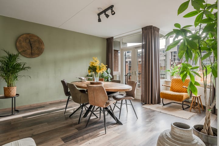 Spacious 1-bedroom apartment with two balconies in Dapperbuurt — 13