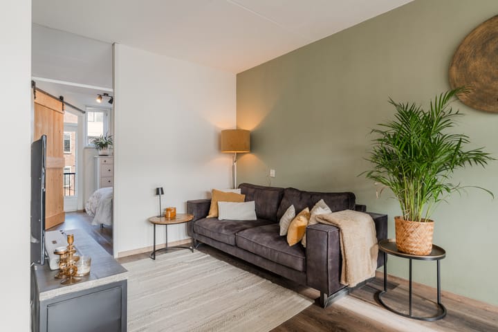 Spacious 1-bedroom apartment with two balconies in Dapperbuurt — 19