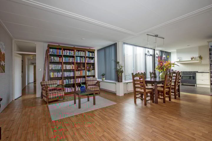 Foto 8 van Borg Piloursema 7