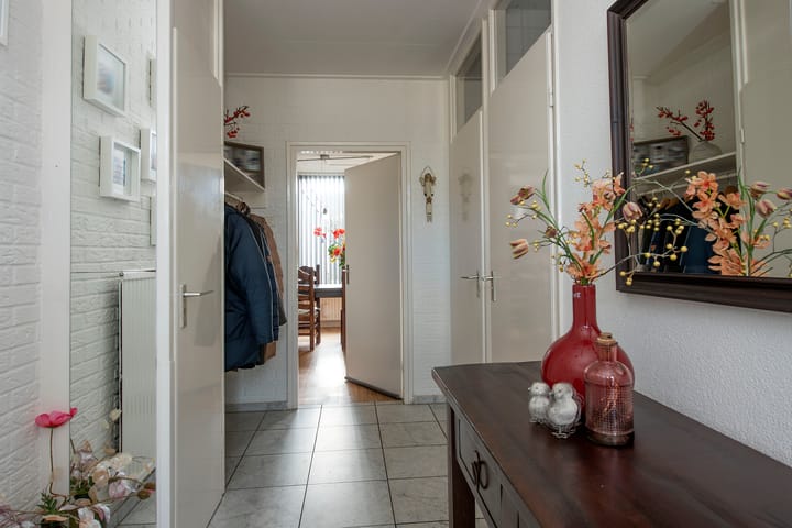 Foto 12 van Borg Piloursema 7