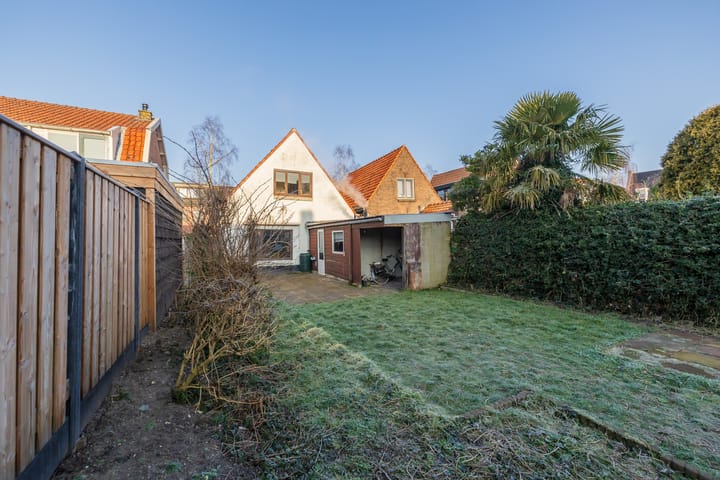 Photo 3 of Julianastraat 42