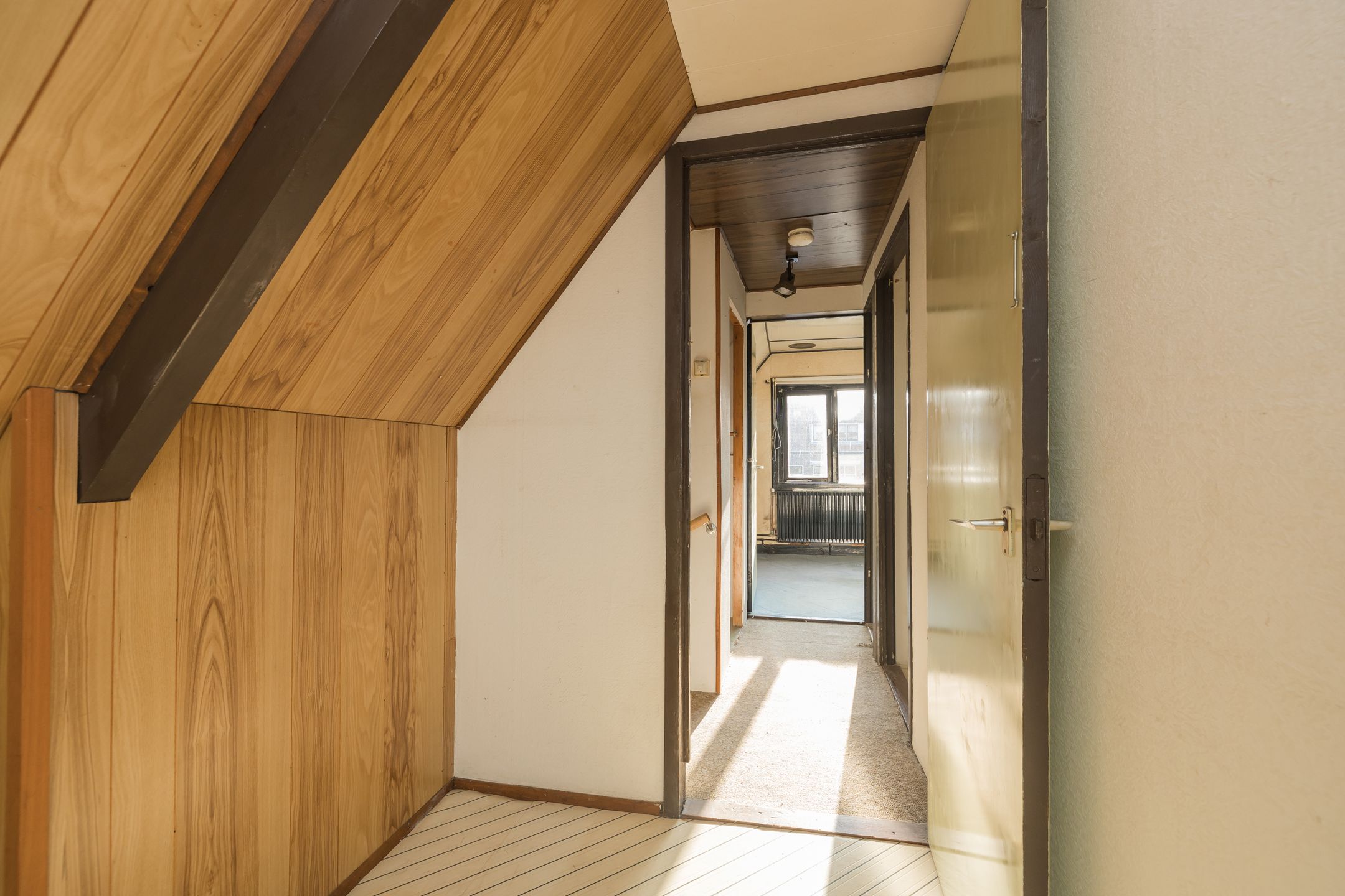 Foto 18 van Julianastraat 42